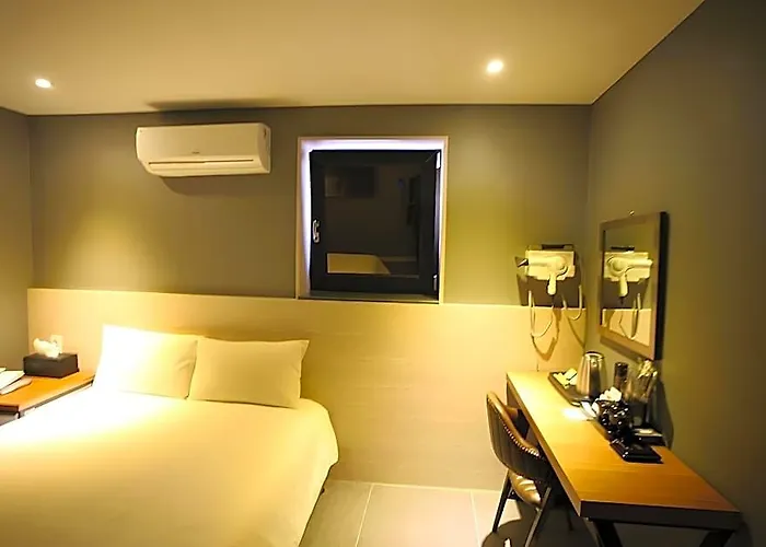 Treeshade Dongdaemun Motel Seúl