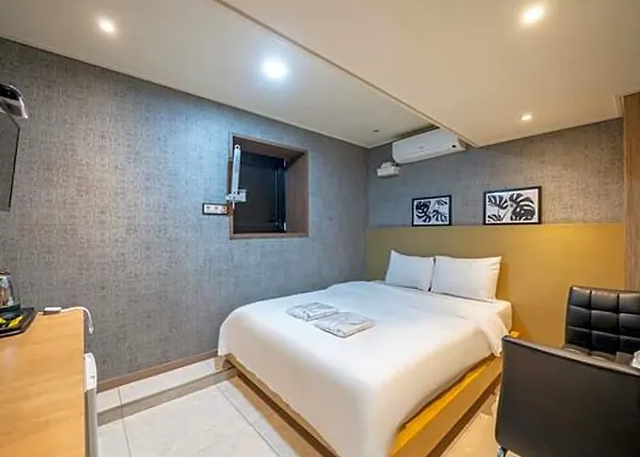 Treeshade Dongdaemun Motel Seúl