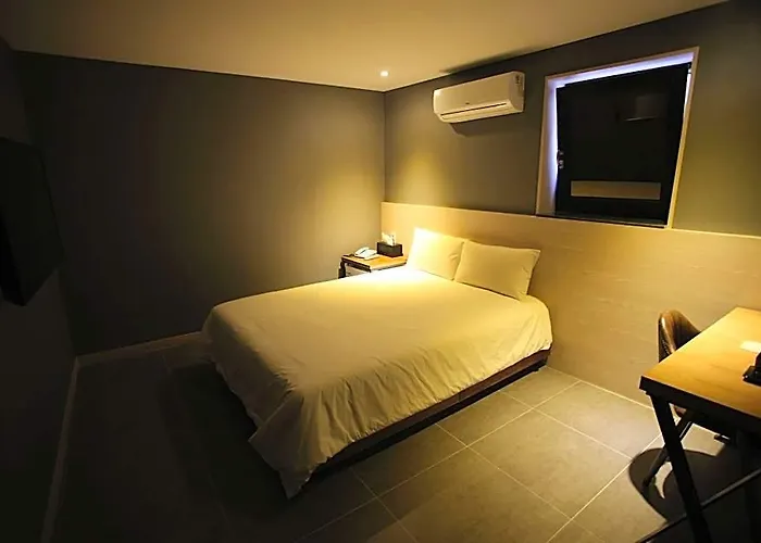 Treeshade Dongdaemun Motel